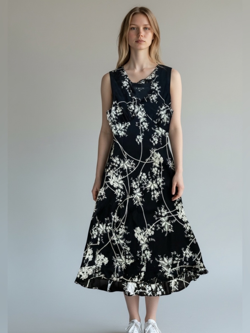 TvRÍO  black and white dress size 6 bohemian fairy whimsical